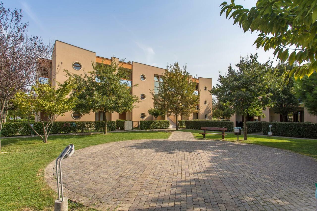 Ginepri Lido Altanea Apartment Caorle Bagian luar foto