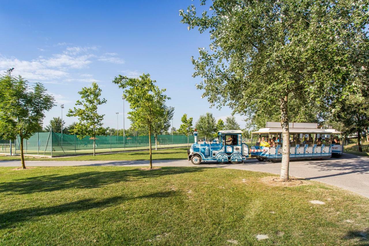 Ginepri Lido Altanea Apartment Caorle Bagian luar foto